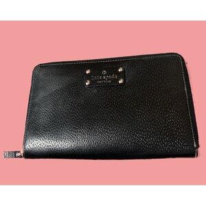 Kate Spade New York wallet black